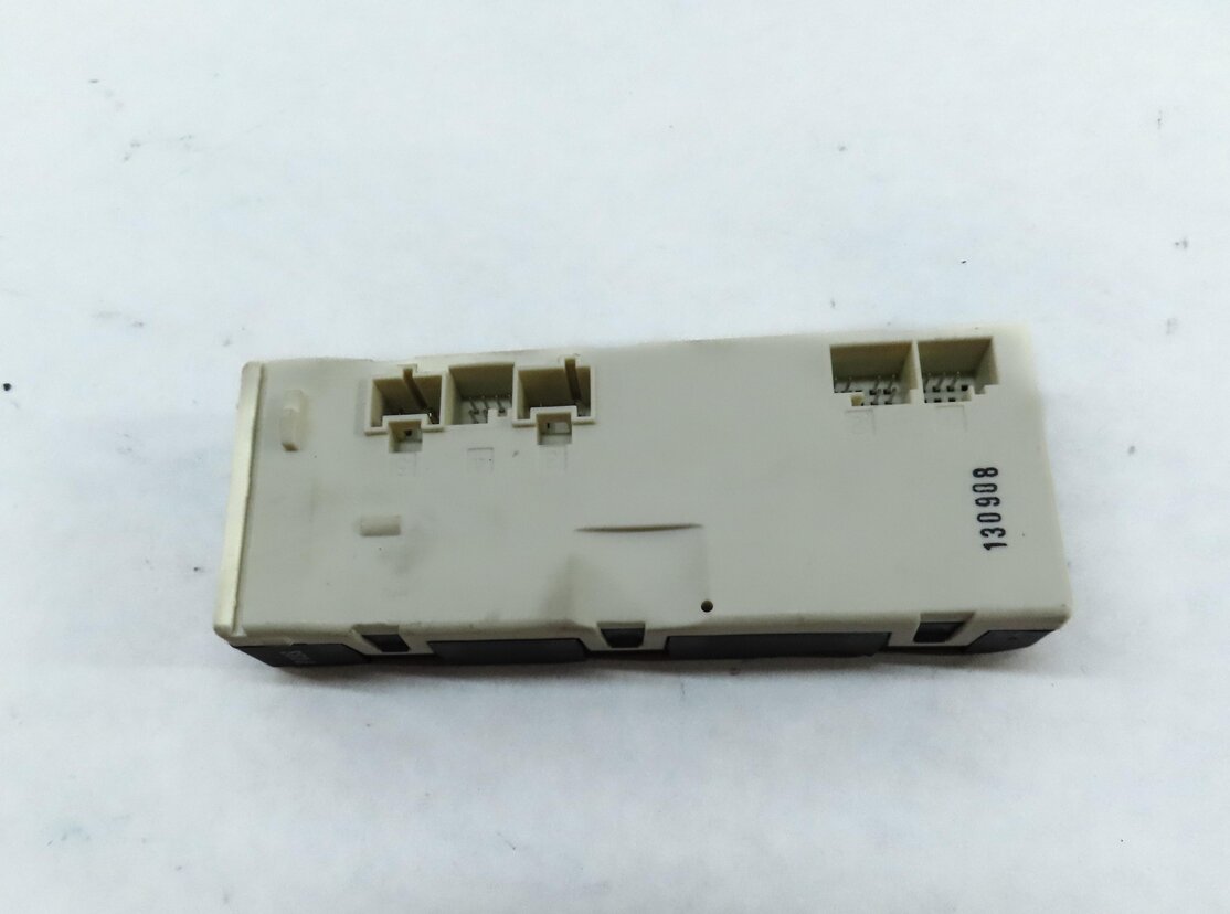 Thumbnail 5: 11-17 MERCEDES E CLS CLASS (W212 W218) REAR TRUNK LIFT LIFTGATE CONTROL MODULE