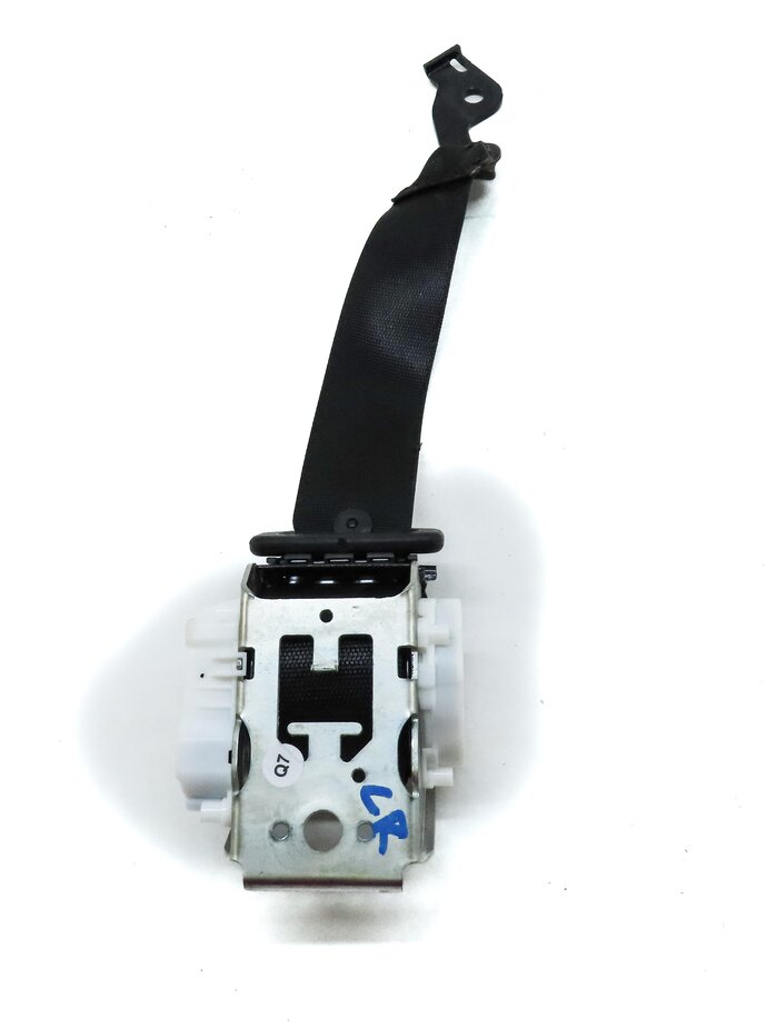 Thumbnail 3: 2014 MERCEDES E CLASS SEDAN (W212) REAR SEAT CENTER SEATBELT RETRACTOR (BLACK)