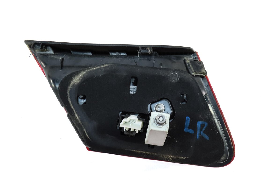 Thumbnail 6: 14-16 MERCEDES E-CLASS SEDAN W212 REAR LEFT INNER LED TAILLIGHT TAIL LIGHT LAMP