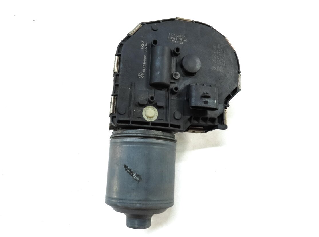 Thumbnail 2: 2010-2017 MERCEDES BENZ E CLS CLASS (C218 W212) FRONT WINDSHIELD WIPER MOTOR