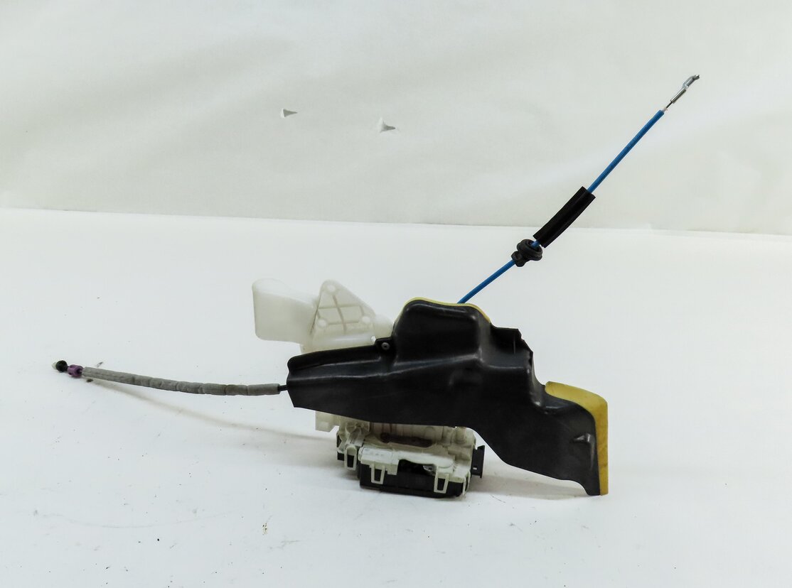 Thumbnail 2: 10-20 MERCEDES C E GLK SL CLS SLK CLASS (W204 W212 W218) LEFT FRONT DOOR LATCH