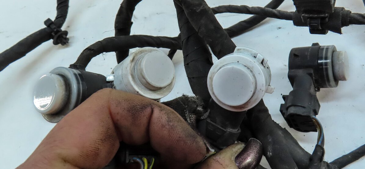 Thumbnail 4: 2014 CLASS SEDAN (W212) REAR PARK ASSIST PDC SENSOR SET4 (WHITE) w/ HARNESS