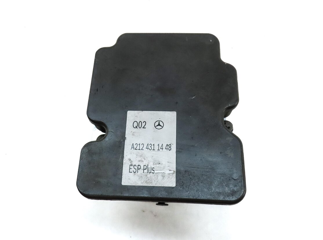 Thumbnail 4: 2014 MERCEDES E250 E300 E350 E550 (A207 C207 W207 W212) ABS BRAKE PUMP w/ MODULE