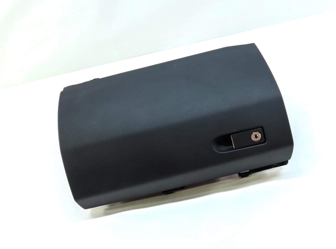 13-16 MERCEDES E-CLASS SEDAN WAGON (W212) GLOVE BOX STORAGE COMPARTMENT (BLACK)