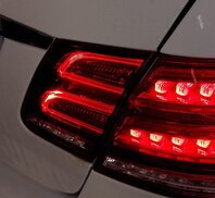 Thumbnail 2: 14-16 MERCEDES E-CLASS SEDAN W212 REAR RIGHT INNER LED TAILLIGHT TAIL LIGHT LAMP