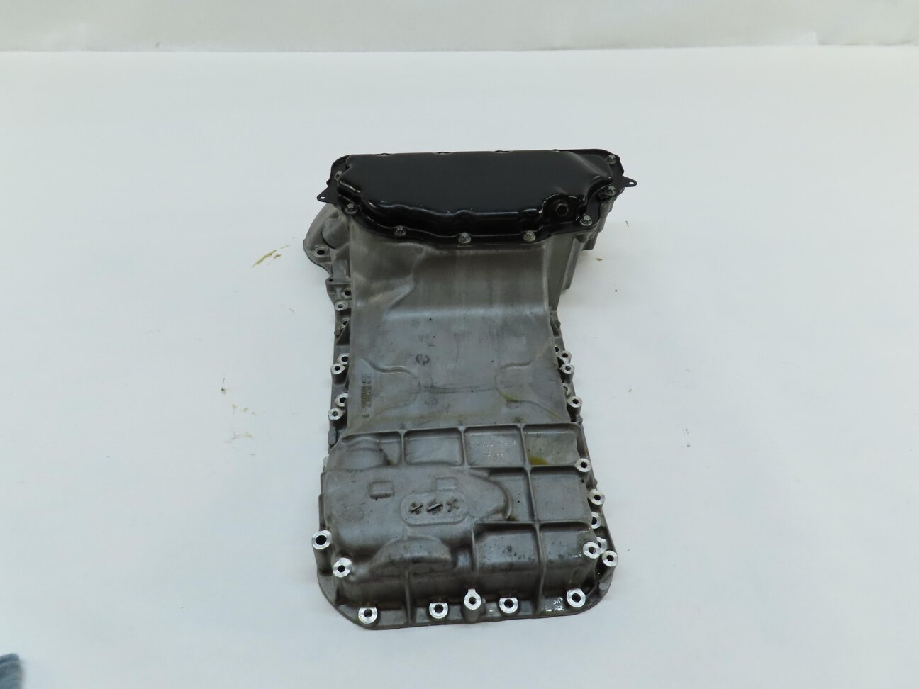 Thumbnail 3: 2014 MERCEDES E CLASS SEDAN (W212) 3.5L M276 RWD ENGINE UPPER & LOWER OIL PAN