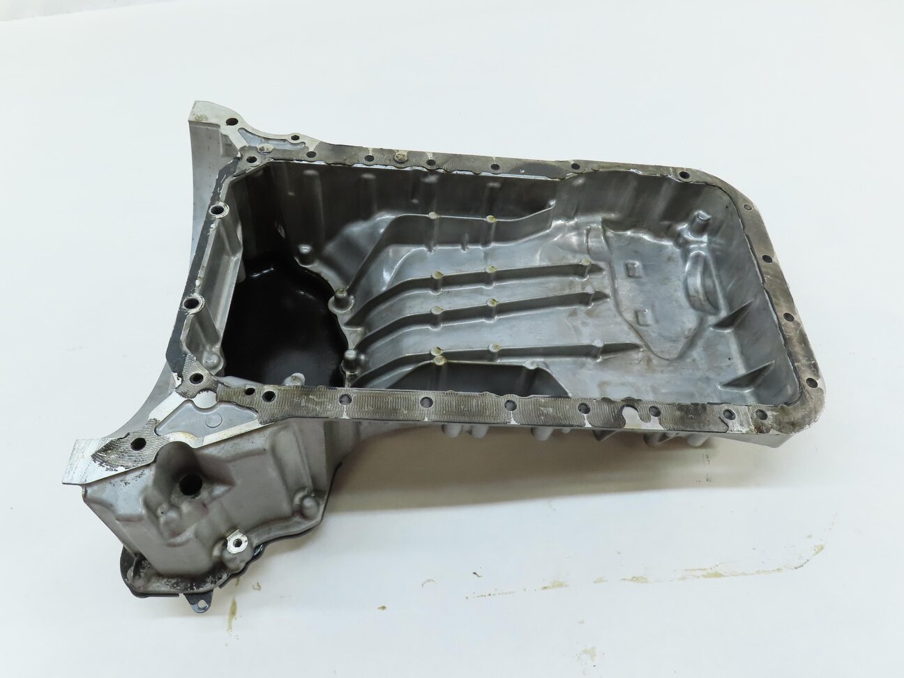 Thumbnail 5: 2014 MERCEDES E CLASS SEDAN (W212) 3.5L M276 RWD ENGINE UPPER & LOWER OIL PAN