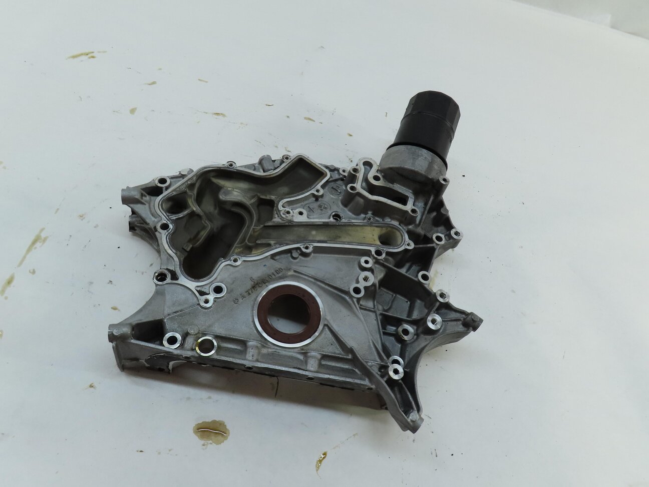 12-20 C E GLC GLE GLK ML S SLC CLS SLK (W204 W212 W166) 3.5L M276 TIMING COVER