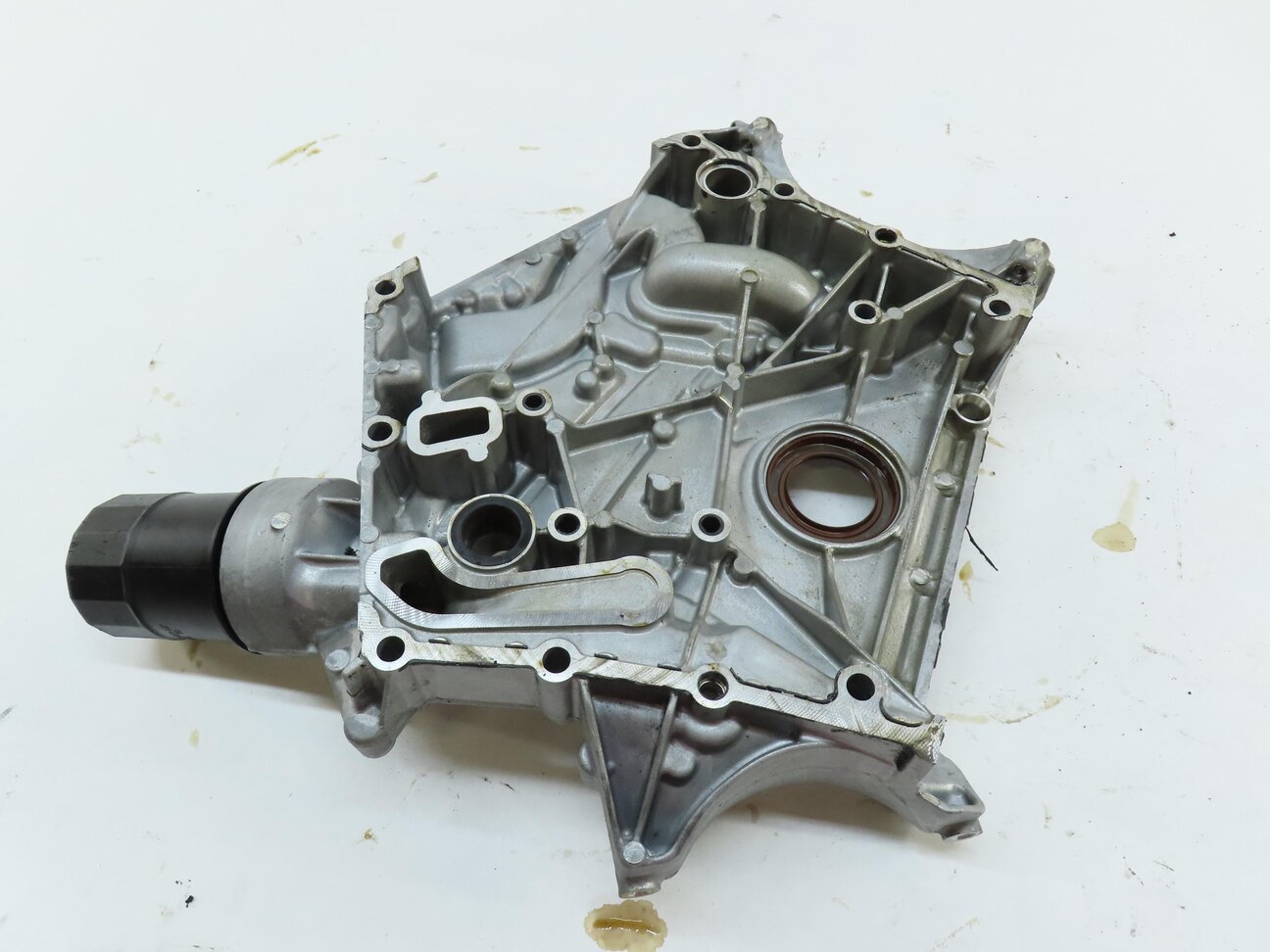 Thumbnail 4: 12-20 C E GLC GLE GLK ML S SLC CLS SLK (W204 W212 W166) 3.5L M276 TIMING COVER