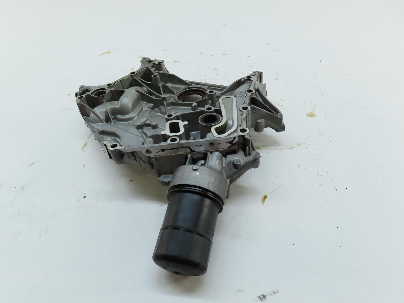 Thumbnail 5: 12-20 C E GLC GLE GLK ML S SLC CLS SLK (W204 W212 W166) 3.5L M276 TIMING COVER