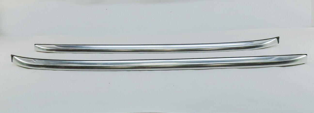 Thumbnail 2: 2013 BMW X1 (E84) LEFT & RIGHT ROOF RACK RAIL SET 2 (SILVER) (FRONT TO BACK)
