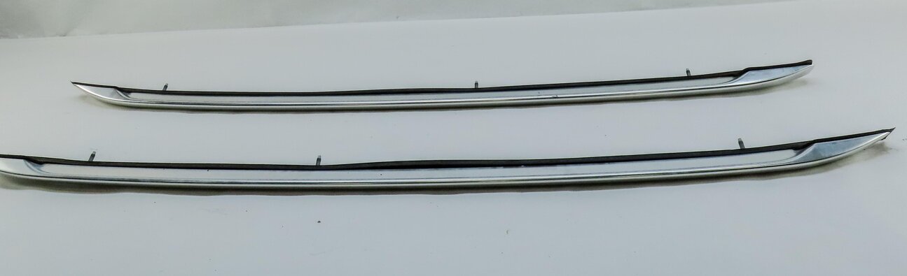 Thumbnail 5: 2013 BMW X1 (E84) LEFT & RIGHT ROOF RACK RAIL SET 2 (SILVER) (FRONT TO BACK)