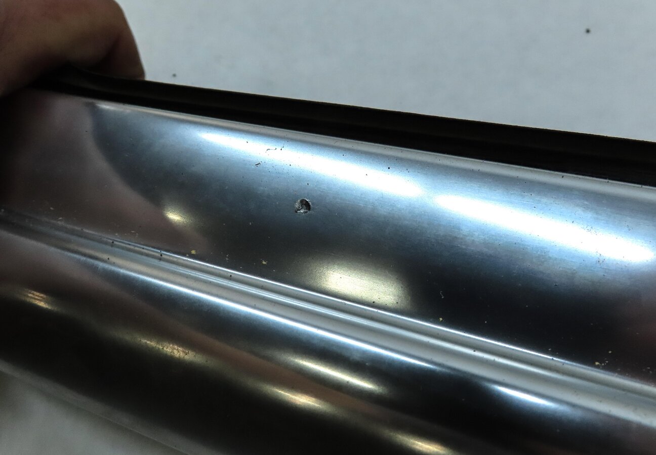 Thumbnail 9: 2013 BMW X1 (E84) LEFT & RIGHT ROOF RACK RAIL SET 2 (SILVER) (FRONT TO BACK)