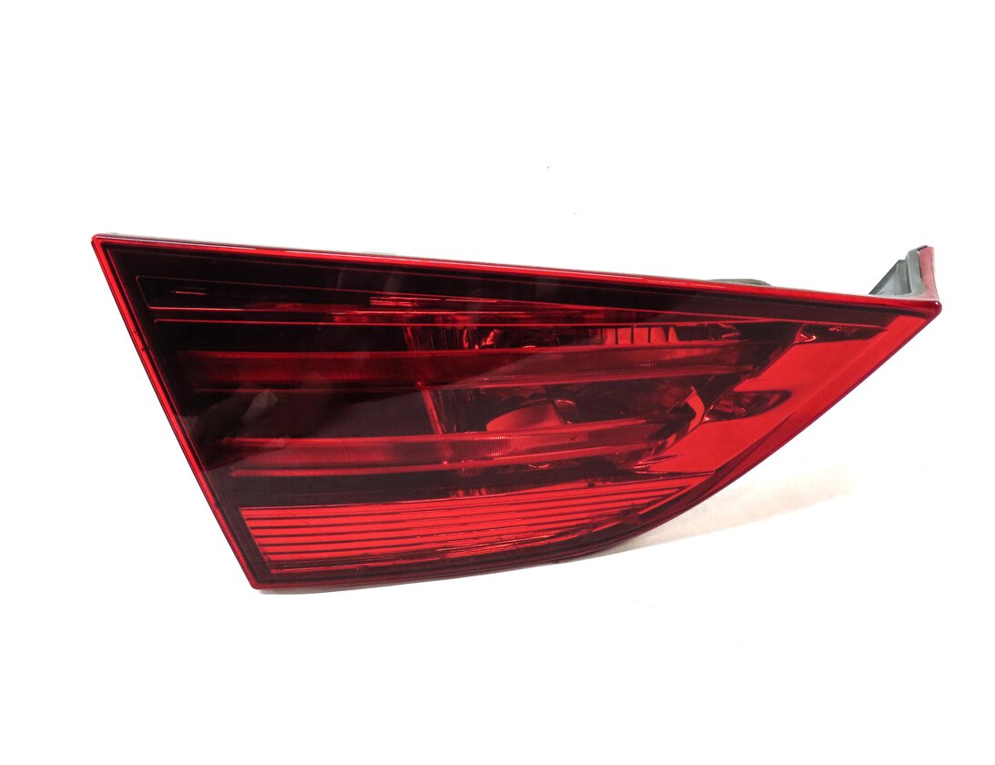 2012-2015 BMW X1 (E84) LEFT DRIVER REAR TRUNK INNER TAILLIGHT LIGHT LAMP