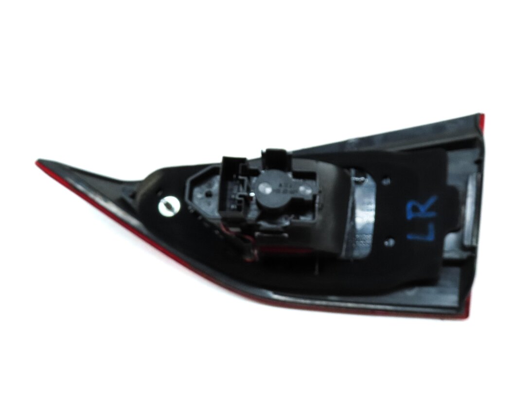 Thumbnail 5: 2012-2015 BMW X1 (E84) LEFT DRIVER REAR TRUNK INNER TAILLIGHT LIGHT LAMP