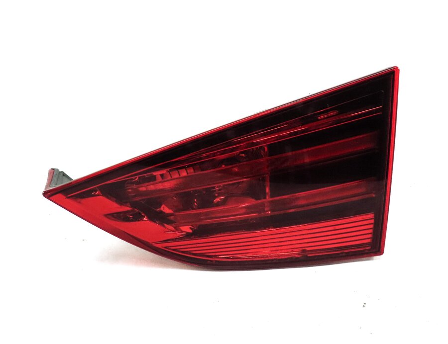 Thumbnail 3: 2012-2015 BMW X1 (E84) RIGHT PASSENGER REAR TRUNK INNER TAILLIGHT LIGHT LAMP
