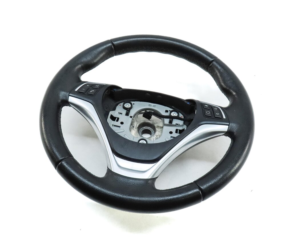 06-15 BMW 1 3 X1 SERIES (E84 E87 E90) 3 SPOKE SPORT STEERING WHEEL w/ SWITCHES