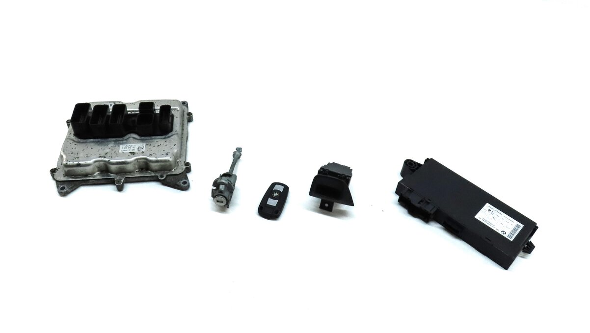 13-16 BMW X1 Z4 E84 E89 2.0L N20 TURBO ECM DME CAS 3 IMMOBILIZER MODULE KEY SET