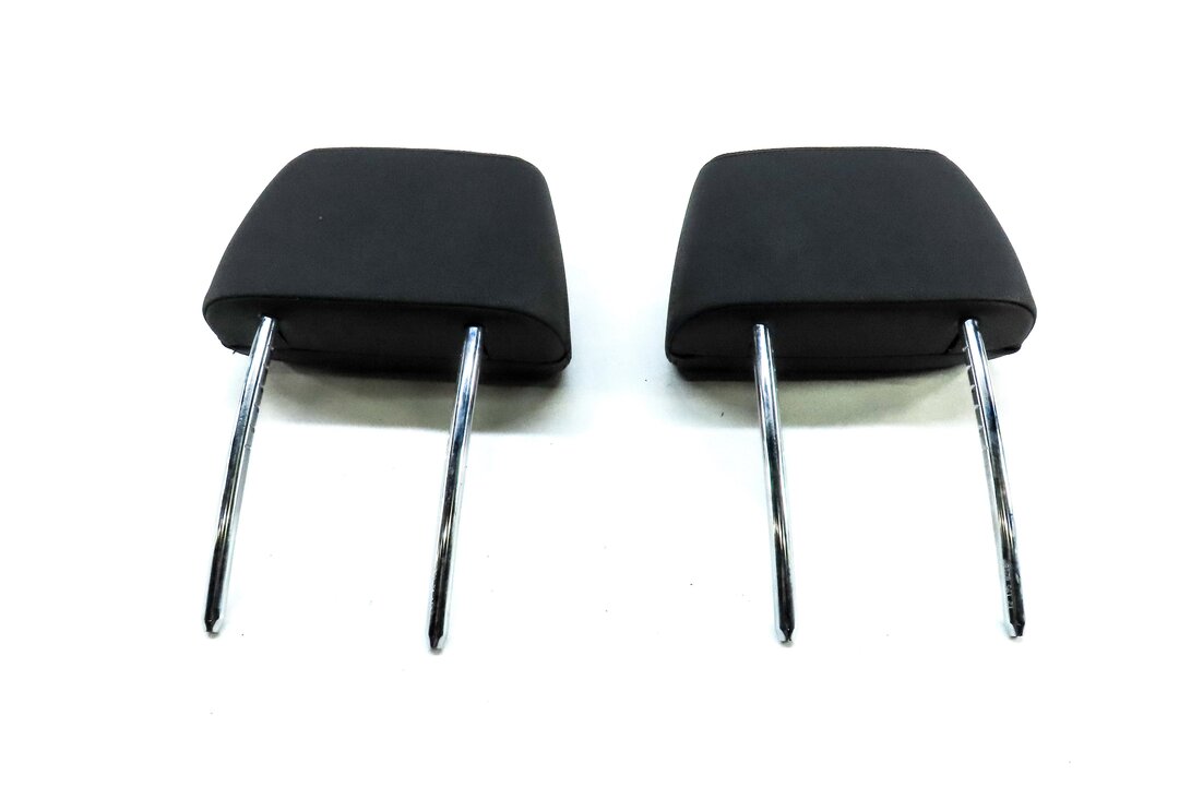 Thumbnail 5: 2013-2015 BMW X1 (E84) FRONT LEFT & RIGHT SEAT HEADREST SET 2 (BLACK SENSATEC)