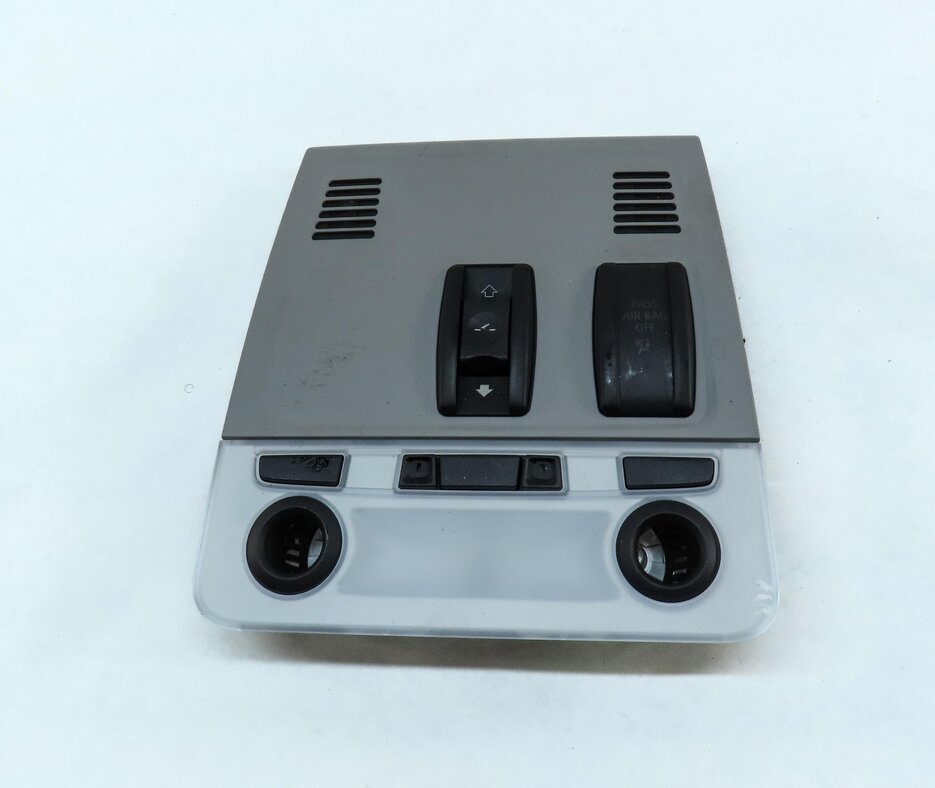 Thumbnail 2: 2013 BMW X1 (E84) FRONT ROOF PRIMARY DOME LIGHT MAP READING LAMP (GRAY)