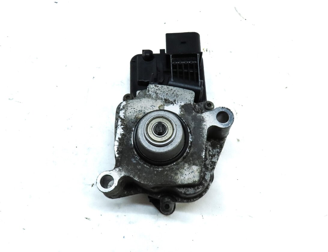 Thumbnail 3: 2011-2014 BMW X1 X5 X6 (E70 E71 E84) FRONT TRANSFER CASE ELECTRIC SHIFT MOTOR