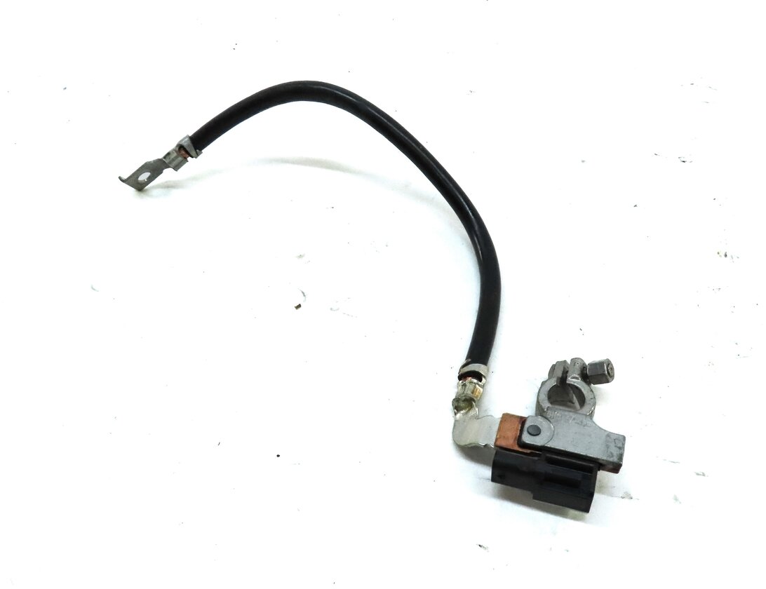 Thumbnail 4: 2013 BMW X1 E84 NEGATIVE BATTERY CABLE w/ INTELLIGENT BATTERY SYSTEM IBS MODULE