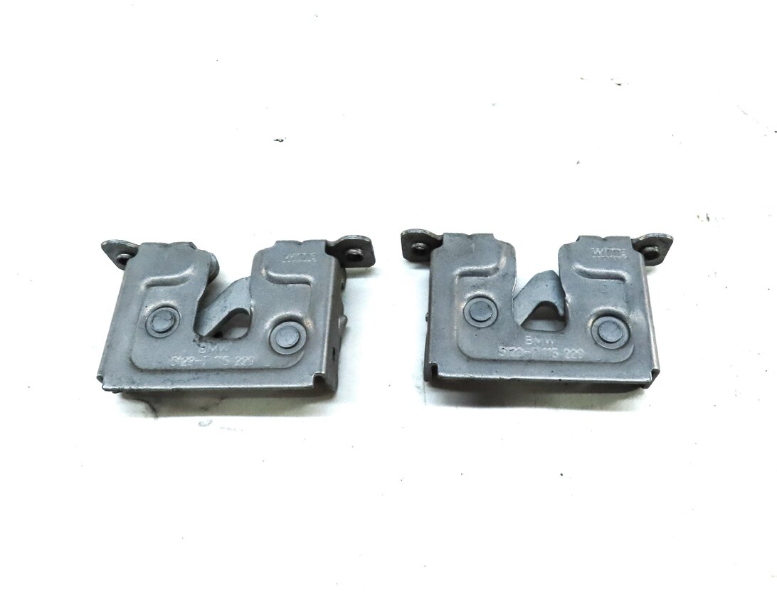 Thumbnail 3: 2013 BMW X1 (E84) LEFT & RIGHT FRONT HOOD LATCH SET 2 51237115229
