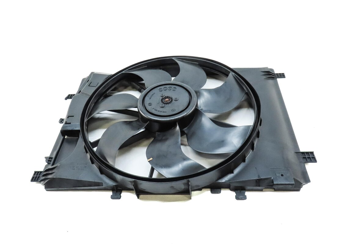 Thumbnail 2: 08-17 MERCEDES B C E CLA CLS GLK SLK (W207 W204 X204 W212) RADIATOR COOLING FAN