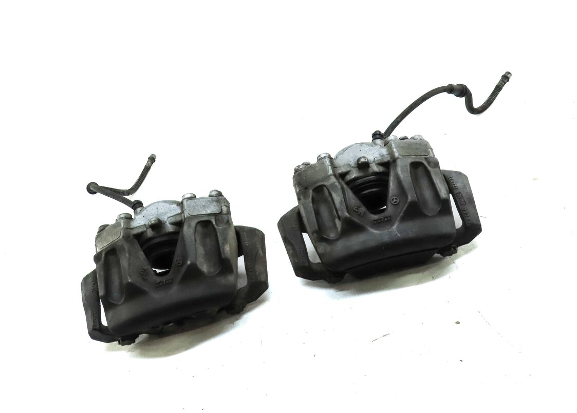 Thumbnail 3: 08-16 C E CLS (W204 W207 W212 W207) *AWD* FRONT LEFT & RIGHT BRAKE CALIPER SET 2