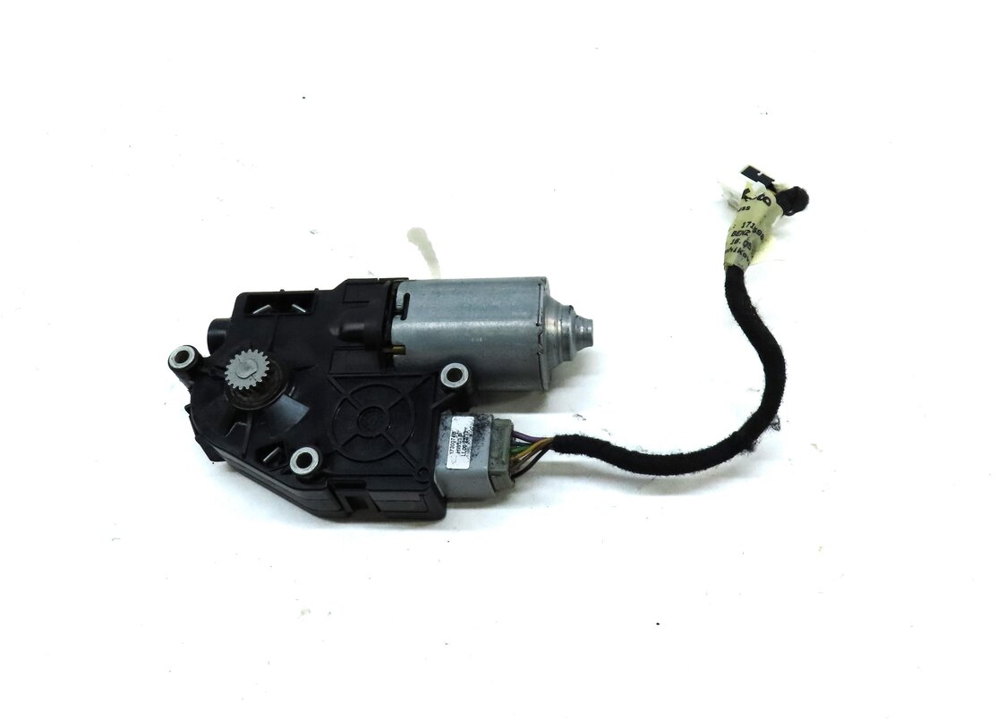 Thumbnail 4: 2008-2016 MERCEDES C E CLASS (W204 W212) SUNROOF MOTOR SUN ROOF WINDOW MOTOR