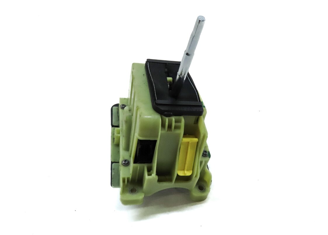 Thumbnail 4: 2014 MERCEDES C300 (W204) 3.5L M276 ENGINE TRANSMISSION FLOOR SHIFTER GEAR BOX