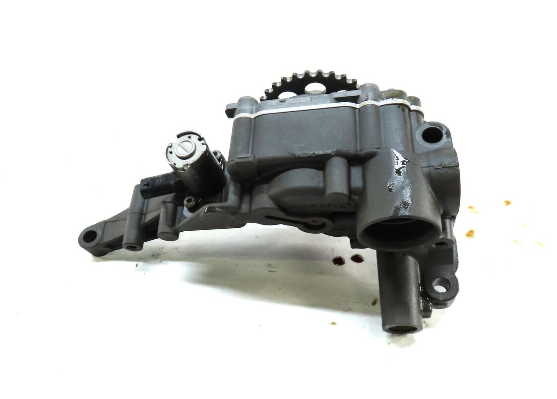 Thumbnail 5: 2014 MERCEDES C300 (W204) 3.5L M276 ENGINE OIL PUMP 2761800701