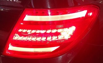 Thumbnail 2: 12-15 MERCEDES C250 C300 C350 (W204) RIGHT PASSENGER TAILLIGHT BRAKE LIGHT LAMP