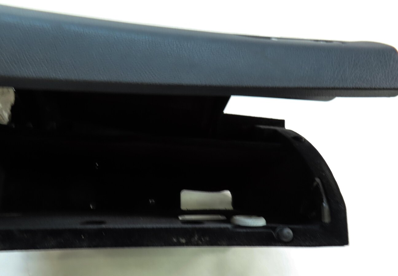 Thumbnail 6: 12-14 MERCEDES C250 C300 C350 C63 (W204) GLOVE BOX STORAGE COMPARTMENT (BLACK)