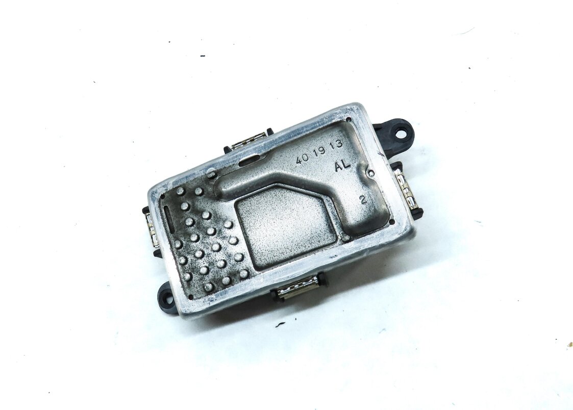 2014 MERCEDES C300 (W204) FRONT BLOWER MOTOR RESISTOR 2128702110