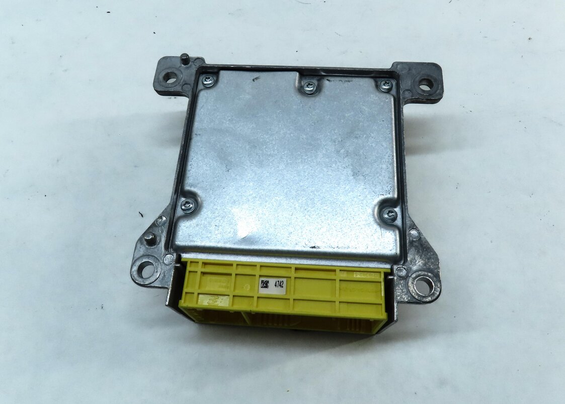 Thumbnail 4: 12-14 MERCEDES C250 C300 C350 C63 AMG (W204) SEDAN SRS BAGG CONTROL MODULE