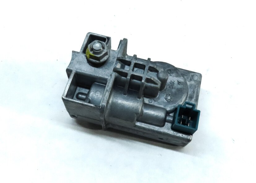 2014 MERCEDES C300 (W204) STEERING COLUMN LOCK IMMOBILIZER CONTROL MODULE