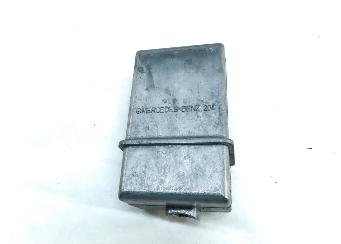 Thumbnail 4: 2014 MERCEDES C300 (W204) STEERING COLUMN LOCK IMMOBILIZER CONTROL MODULE