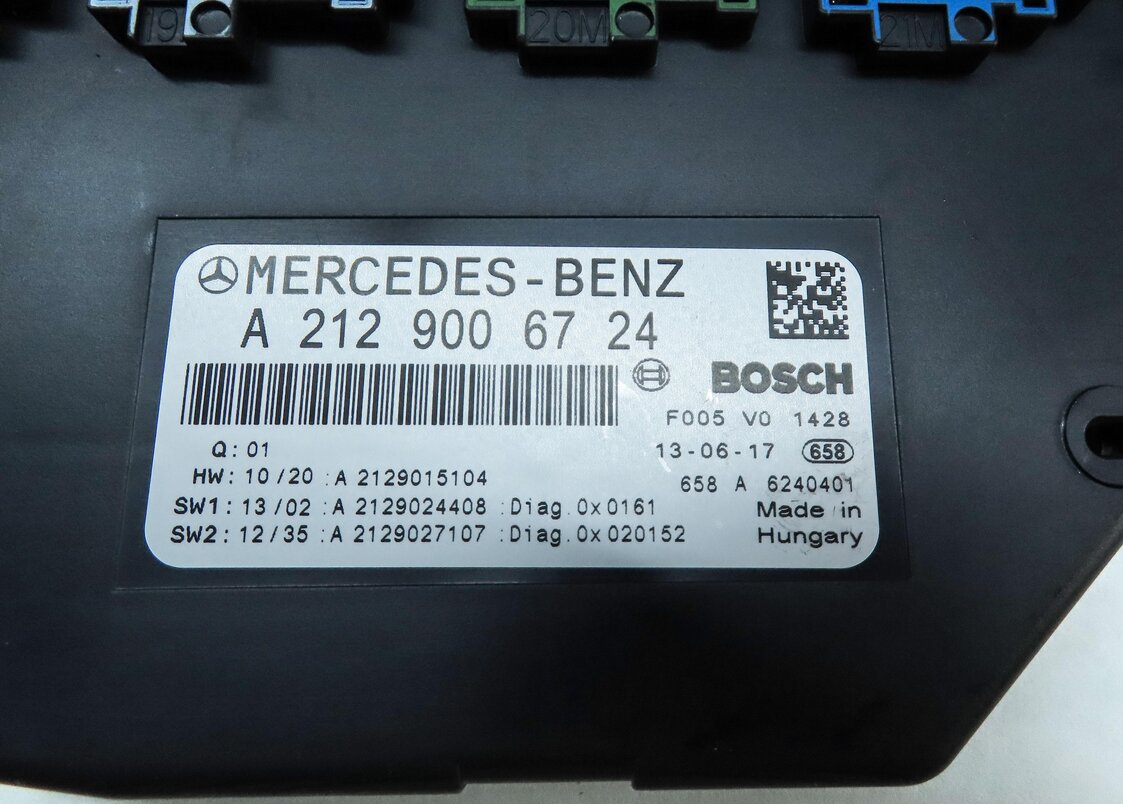 Thumbnail 5: 2014-2015 MERCEDES C-CLASS GLK (W204 X204) FRONT SIGNAL ACQUISITION MODULE SAM