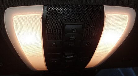 Thumbnail 2: 2014 MERCEDES C300 (W204) FRONT ROOF DOME LIGHT w/ SWITCHES (BLACK)