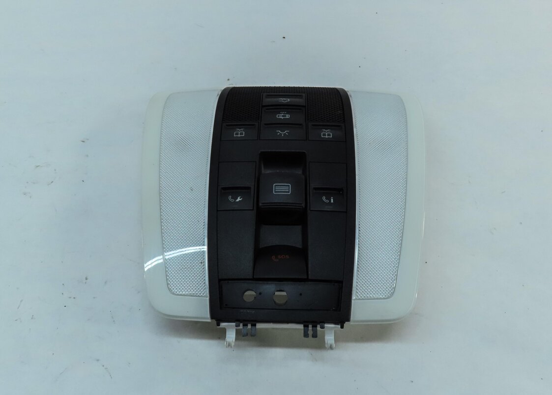 Thumbnail 4: 2014 MERCEDES C300 (W204) FRONT ROOF DOME LIGHT w/ SWITCHES (BLACK)