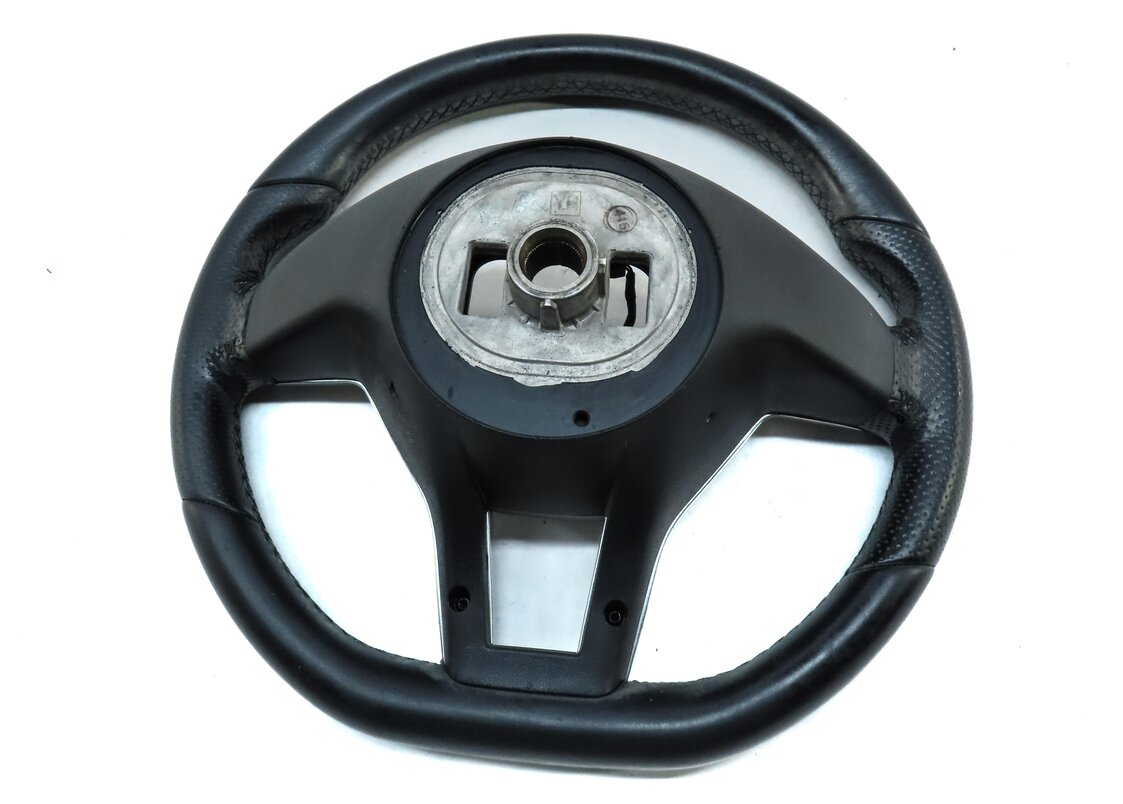 Thumbnail 6: 2013-2014 MERCEDES C-CLASS (W204) 3-SPOKE SPORT STEERING WHEEL w/ SWITCHES