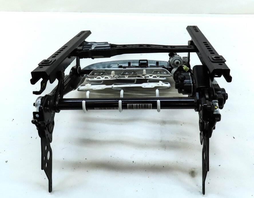 Thumbnail 6: 2012-2019 BMW 3-SERIES (F30 F34) SEDAN - LEFT DRIVER SPORT SEAT TRACK w/ MOTORS