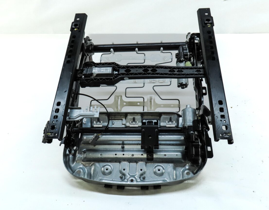 Thumbnail 4: 12-19 BMW 3-SERIES (F30 F34) SEDAN - RIGHT PASSENGER SPORT SEAT TRACK w/ MOTORS