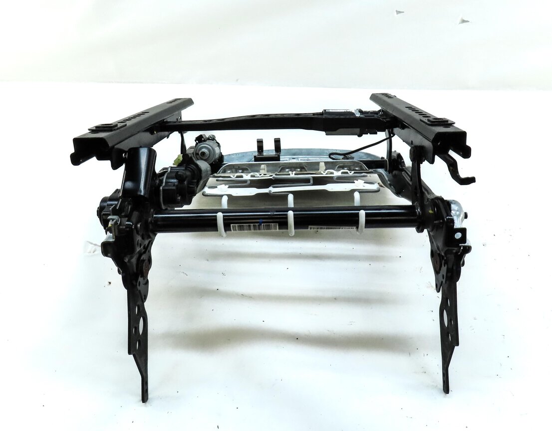 Thumbnail 5: 12-19 BMW 3-SERIES (F30 F34) SEDAN - RIGHT PASSENGER SPORT SEAT TRACK w/ MOTORS