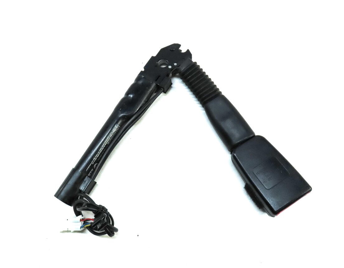 Thumbnail 5: 12-19 BMW 2 3 4 M3 (F22 F32 F33 F34 F36) FRONT RIGHT PASSENGER SEATBELT RECEIVER
