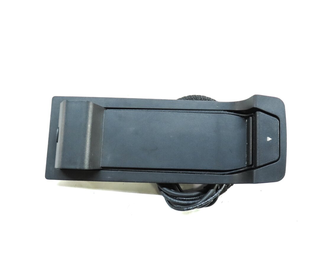 Thumbnail 3: 2013 BMW 335i SEDAN (F30) CELL PHONE CHARGER CRADLE 51169207339