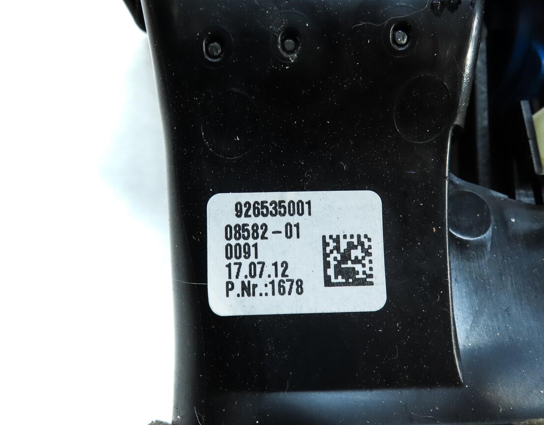 Thumbnail 6: 2013 BMW 335i SEDAN (F30) REAR CENTER CONSOLE HVAC A/C HEATER AIR VENT