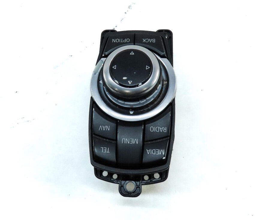 Thumbnail 4: 2013 BMW 335i SEDAN F30 iDRIVE MEDIA NAVIGATION RADIO CONTROL KNOB BUTTON PANEL