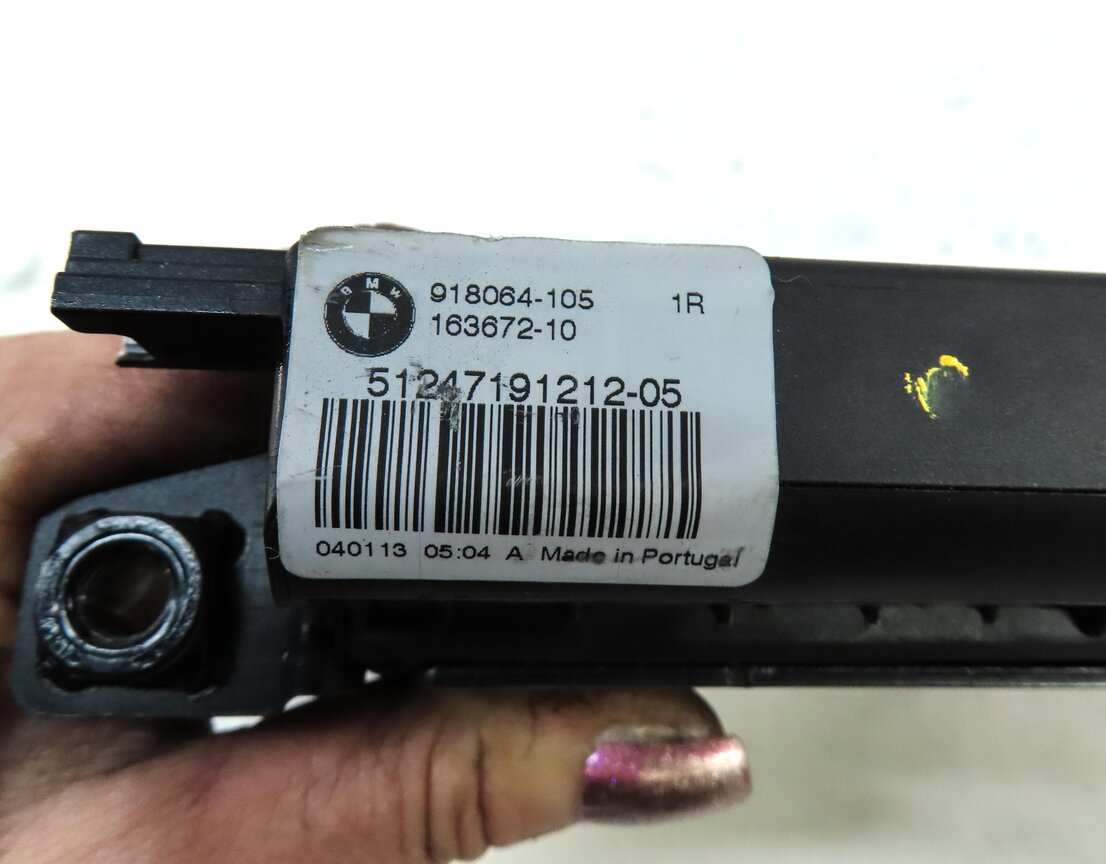 Thumbnail 5: 2013 BMW 335i SEDAN (F30) REAR HATCH TRUNK LOCK LATCH ACTUATOR 51247191212